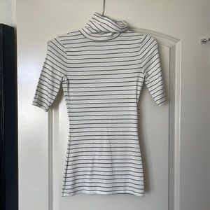 A new day turtle neck